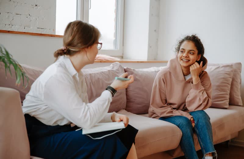 Private counseling AI assistant